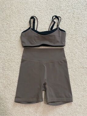 FORM Workout Set of Layered Bra & Core Shorts EUC - Walnut